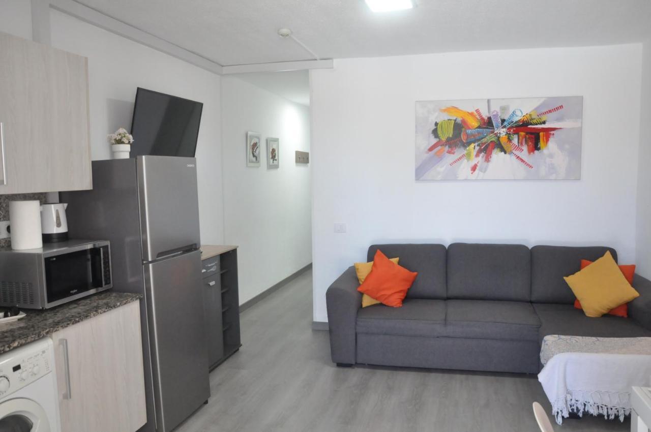 Beautiful Apartment 1115 Central Area San Bartolome Bagian luar foto